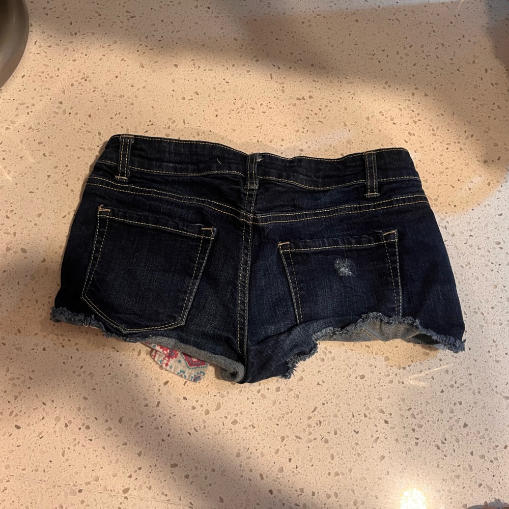 Blue notes Denim Shorts - Picture 2 of 2